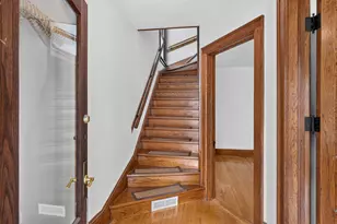 2122 Center Ave, Madison, WI 53704 - Photo 23
