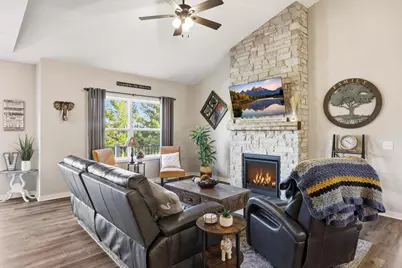 387 Drumlin Loop, Ripon, WI 54971 - Photo 7