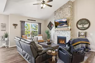 387 Drumlin Loop, Ripon, WI 54971 - Photo 7