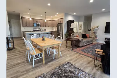 211 NW 3rd Avenue #B, Monroe, WI 53566 - Photo 11