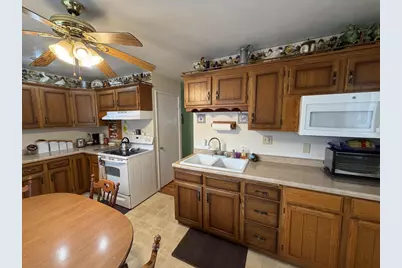 1750 Garfield Avenue, Beloit, WI 53511 - Photo 21