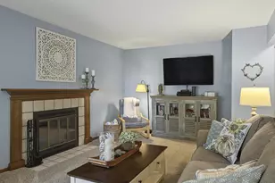2944 Coho St, Madison, WI 53713 - Photo 7