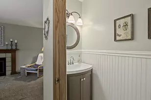 2944 Coho St, Madison, WI 53713 - Photo 9