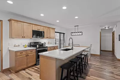1430 Martiny Court, Baraboo, WI 53913 - Photo 9