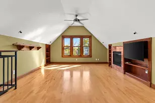 1356 Williamson St, Madison, WI 53703 - Photo 11