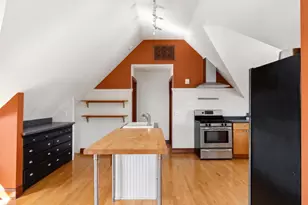 1356 Williamson St, Madison, WI 53703 - Photo 13