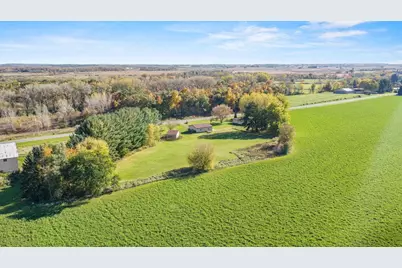 1642 Greenway Road, Sun Prairie, WI 53590 - Photo 53