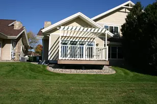 304 Coneflower Ct, Waunakee, WI 53597 - Photo 5