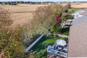 224 Sunshine Ln, Madison, WI 53593 - Photo 5