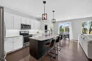 224 Sunshine Ln, Madison, WI 53593 - Photo 11