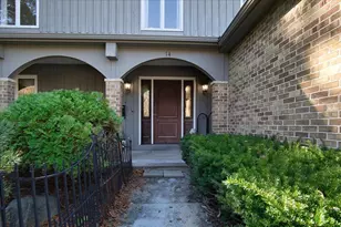14 Mt Rainier Ln, Madison, WI 53705 - Photo 3