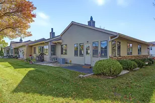 103 Whitetail Dr, Sun Prairie, WI 53590 - Photo 3