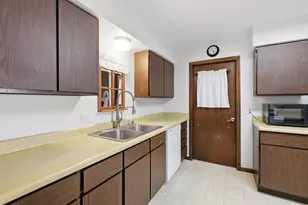 1251 Friendship Dr, Janesville, WI 53546 - Photo 9