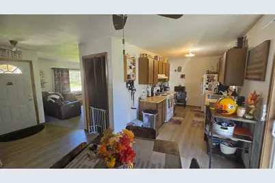 1302-1304 S Thompson Drive, Madison, WI 53716 - Photo 11