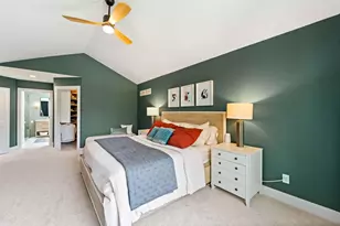3052 Oak Leaf Cir, Fitchburg, WI 53711 - Photo 27