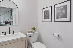 3052 Oak Leaf Cir, Fitchburg, WI 53711 - Photo 23