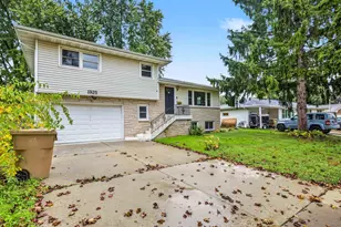 1925 Elka Ln, Madison, WI 53704 - Photo 1