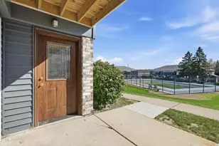307 Whispering Pines Way, Fitchburg, WI 53713 - Photo 5