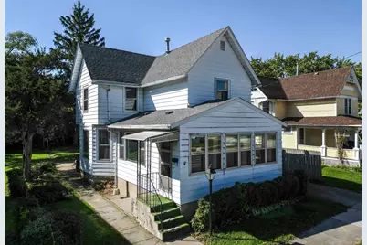 606 S Franklin Street, Janesville, WI 53548 - Photo 1