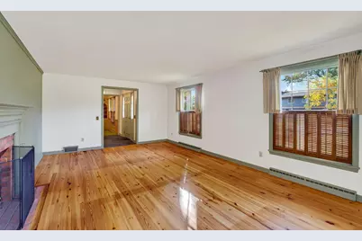 6406 Landfall Drive, Madison, WI 53705 - Photo 7