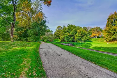 6406 Landfall Drive, Madison, WI 53705 - Photo 5