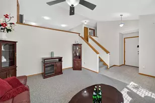 7880 Wood Reed Dr, Madison, WI 53719 - Photo 5