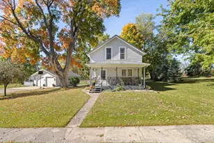 215 Beaver Dam Rd, Lowell, WI 53557 - Photo 1