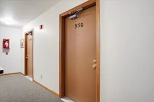 930 Acewood Blvd, Madison, WI 53714 - Photo 37