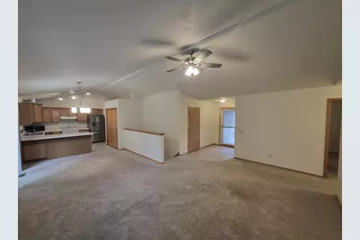3823 Sandhill Drive, Janesville, WI 53546 - Photo 9