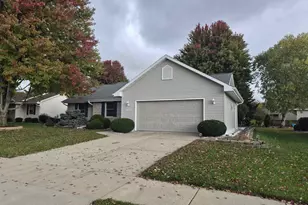 3823 Sandhill Dr, Janesville, WI 53546 - Photo 3