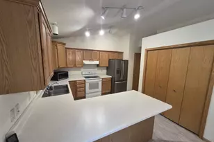 3823 Sandhill Dr, Janesville, WI 53546 - Photo 11