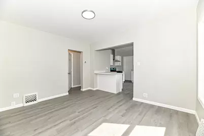 3754 S Rutland Avenue, Saint Francis, WI 53235 - Photo 17