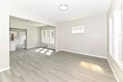 3754 S Rutland Avenue, Saint Francis, WI 53235 - Photo 13