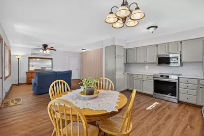 201 Hickory Drive, Mount Horeb, WI 53572 - Photo 9