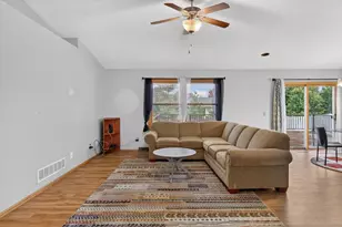 4609 Parkwood Dr, Janesville, WI 53563 - Photo 5