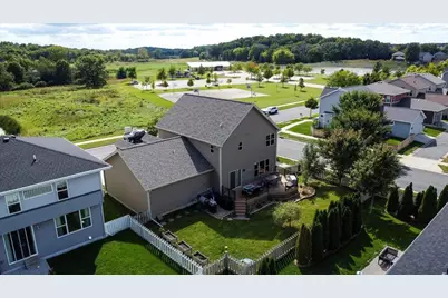 7102 Littlemore Drive, Madison, WI 53718 - Photo 9