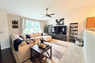 6926 Rockstream Dr, Madison, WI 53719 - Photo 3