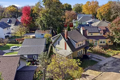 510 Elmside Boulevard, Madison, WI 53704 - Photo 3
