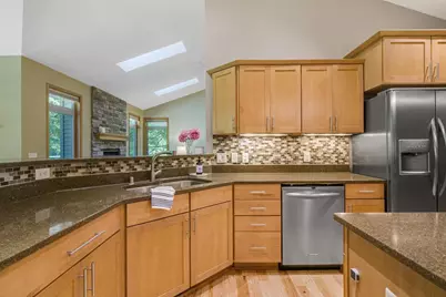 2052 Corinth Drive, Sun Prairie, WI 53590 - Photo 31