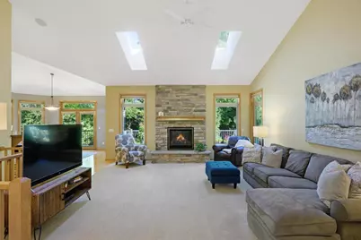 2052 Corinth Drive, Sun Prairie, WI 53590 - Photo 11