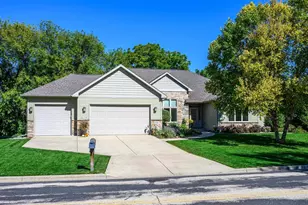 2052 Corinth Dr, Sun Prairie, WI 53590 - Photo 1
