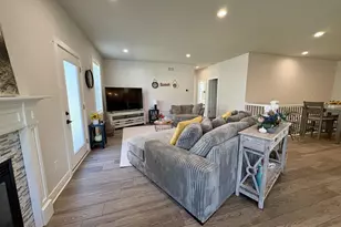 217 W Meadows Dr, Edgerton, WI 53534 - Photo 9