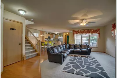 705 Lone Oak Lane, Verona, WI 53593 - Photo 3
