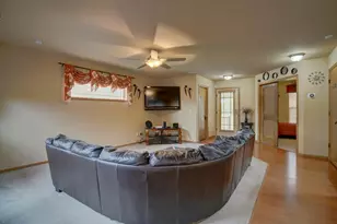 705 Lone Oak Ln, Verona, WI 53593 - Photo 5