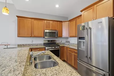 625 N Segoe Road #610, Madison, WI 53705 - Photo 7