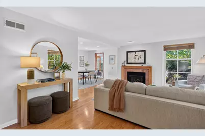 224 Lakewood Boulevard, Madison, WI 53704 - Photo 5
