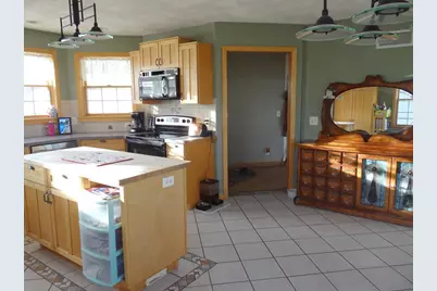 1046 Summerhill Drive, Janesville, WI 53546 - Photo 9
