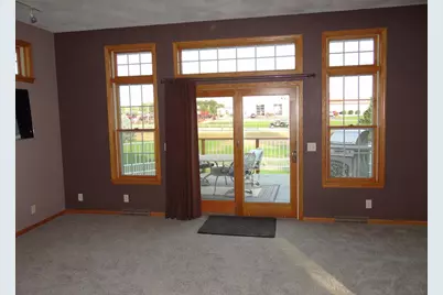 1046 Summerhill Drive, Janesville, WI 53546 - Photo 17
