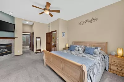 3008 Wyndwood Way, Sun Prairie, WI 53590 - Photo 15