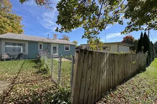 1715 20th Ave, Monroe, WI 53566 - Photo 27